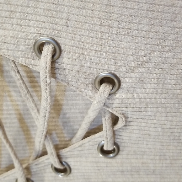 💥3 for $10💥 Wetseal Ribbed Shirttail Dress w/ Lace-up Neckline - Picture 4 of 11